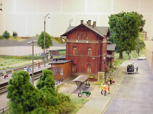 Bahnhof Rodgau, Vorplatz