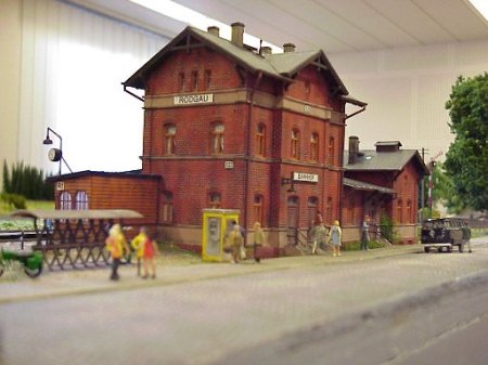 Bahnhof Rodgau, Vorplatz